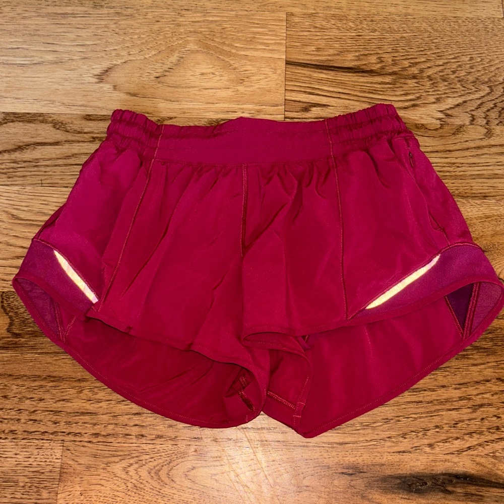 Lululemon hottie hot shorts
